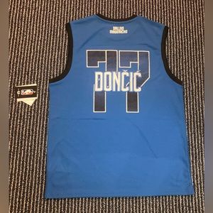 NWOT Luka Doncic Dallas Mavericks #77 Blue embroidered Men’s Jersey XL